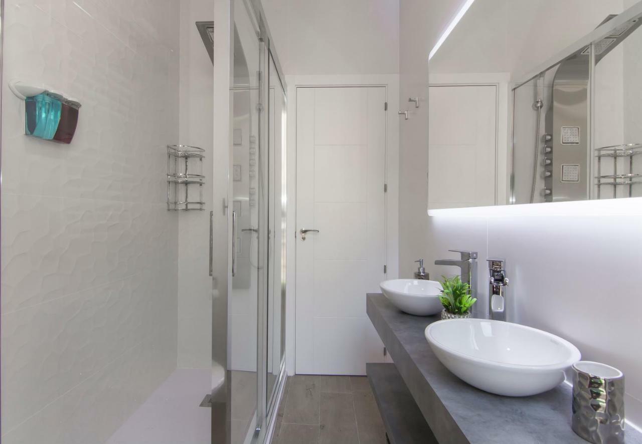 Sol Luxury Suites Madrid Luaran gambar